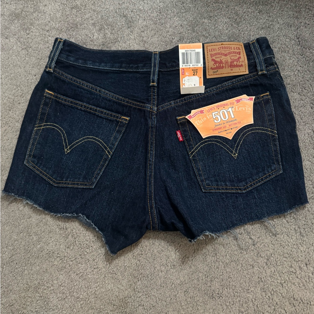 Levi's 501 Dark Blue Denim Jean Shorts - Picture 2 of 2
